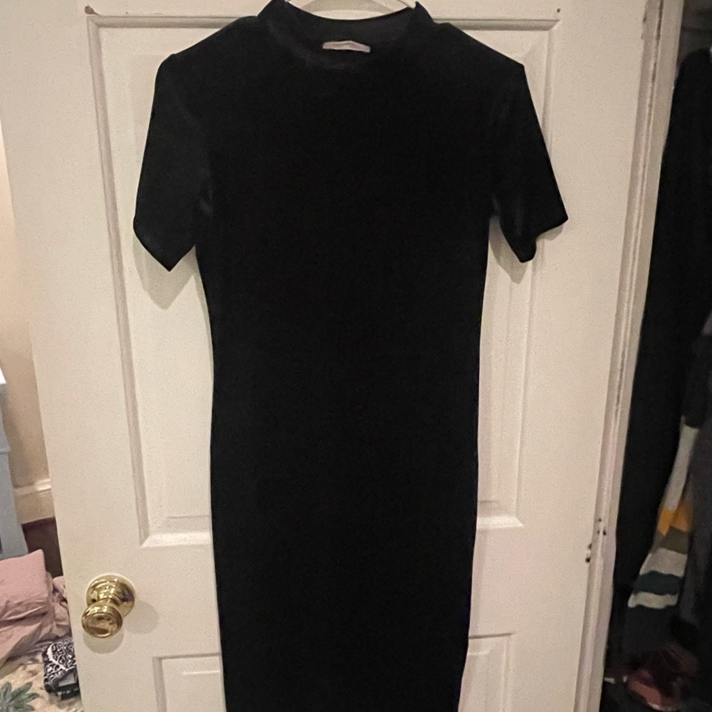 Black velvet Zara dress